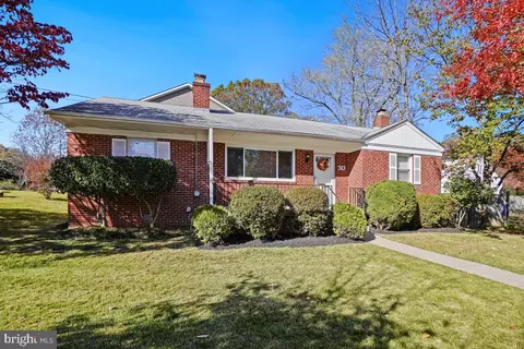 313 Belton Rd, Silver Spring, MD 20901 photo 2