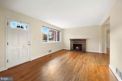 313 Belton Rd, Silver Spring, MD 20901 photo 8