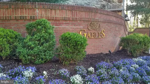 10703 Hampton Mill Ter #100, Rockville, MD 20852