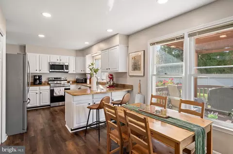 Kitchen - 16912 Macduff Ave, Olney, MD 20832 photo 3 of 4