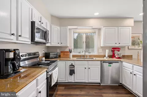 Kitchen - 16912 Macduff Ave, Olney, MD 20832 photo 1 of 4