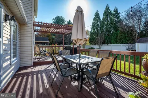 Exterior - 16912 Macduff Ave, Olney, MD 20832 photo 4 of 8
