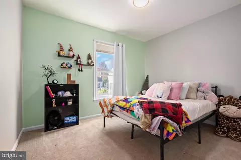 Bedroom - 16912 Macduff Ave, Olney, MD 20832 photo 8 of 9