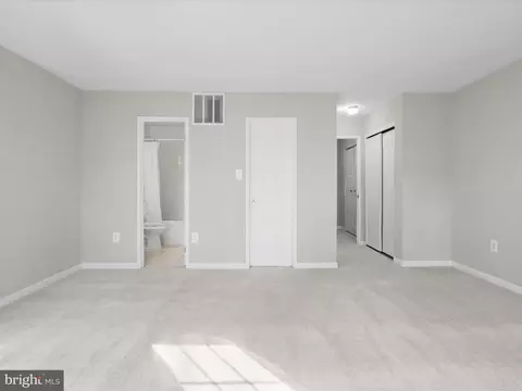 4104 Peppertree Ln #4104, Silver Spring, MD 20906 photo 30