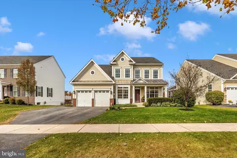 Exterior - 18002 Bliss Dr, Poolesville, MD 20837 photo 8 of 16