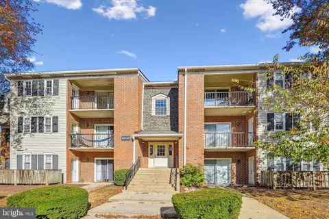 18308 Streamside Dr #301, Gaithersburg, MD 20879