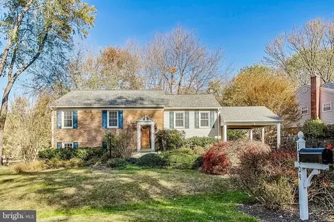 19404 Rena Ct, Brookeville, MD 20833
