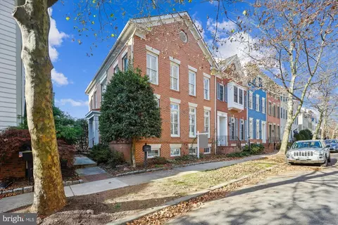 319 Inspiration Ln, Gaithersburg, MD 20878