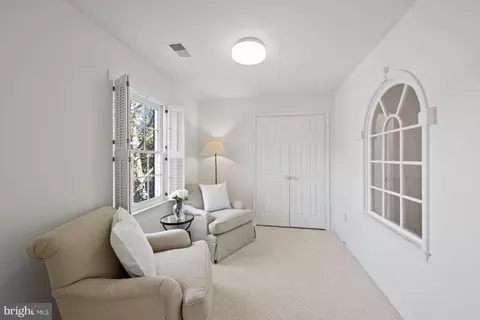 6 Meyer Point Ct, Potomac, MD 20854 photo 35