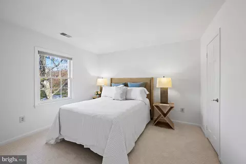 6 Meyer Point Ct, Potomac, MD 20854 photo 42