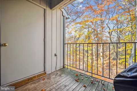 Exterior - 20249 Shipley Ter #301, Germantown, MD 20874 photo 2 of 2