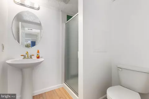 Bath - 1 Shelldrake Ct, Damascus, MD 20872 photo 2 of 2