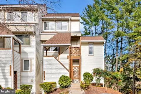 18138 Windsor Hill Dr #110B, Olney, MD 20832