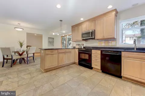 Kitchen - 13009 Wilton Oaks Dr, Silver Spring, MD 20906 photo 2 of 2