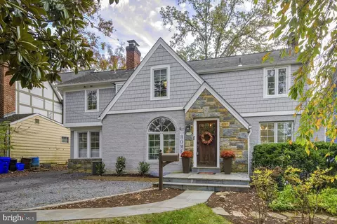 5506 Charlcote Rd, Bethesda, MD 20817