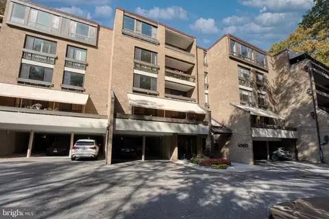 4960 Sentinel Dr #402, Bethesda, MD 20816
