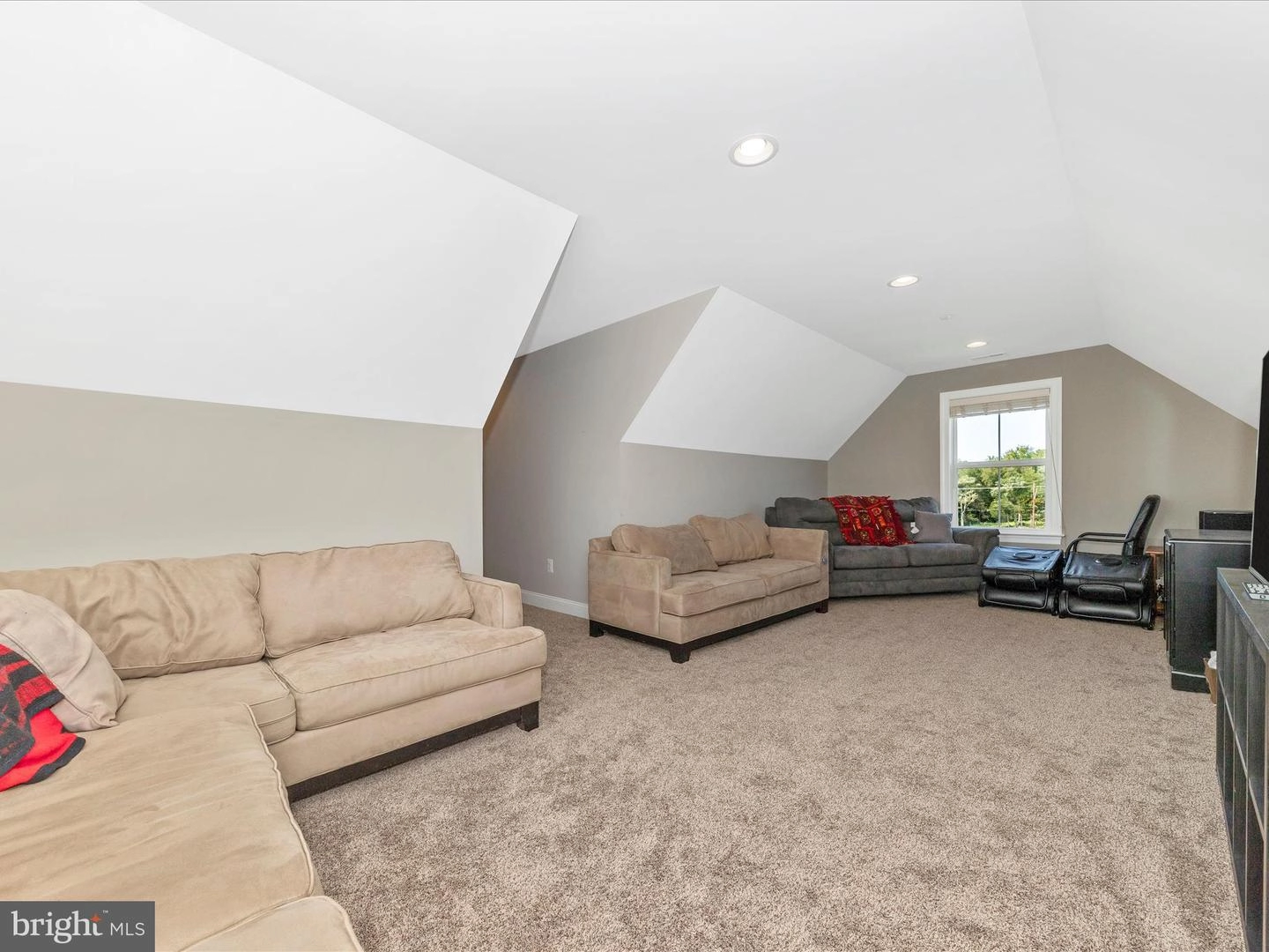 Other - 14671 Sugarland Rd, Poolesville, MD 20837 photo 8 of 14