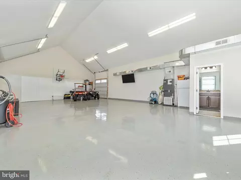 Other - 14671 Sugarland Rd, Poolesville, MD 20837 photo 10 of 14
