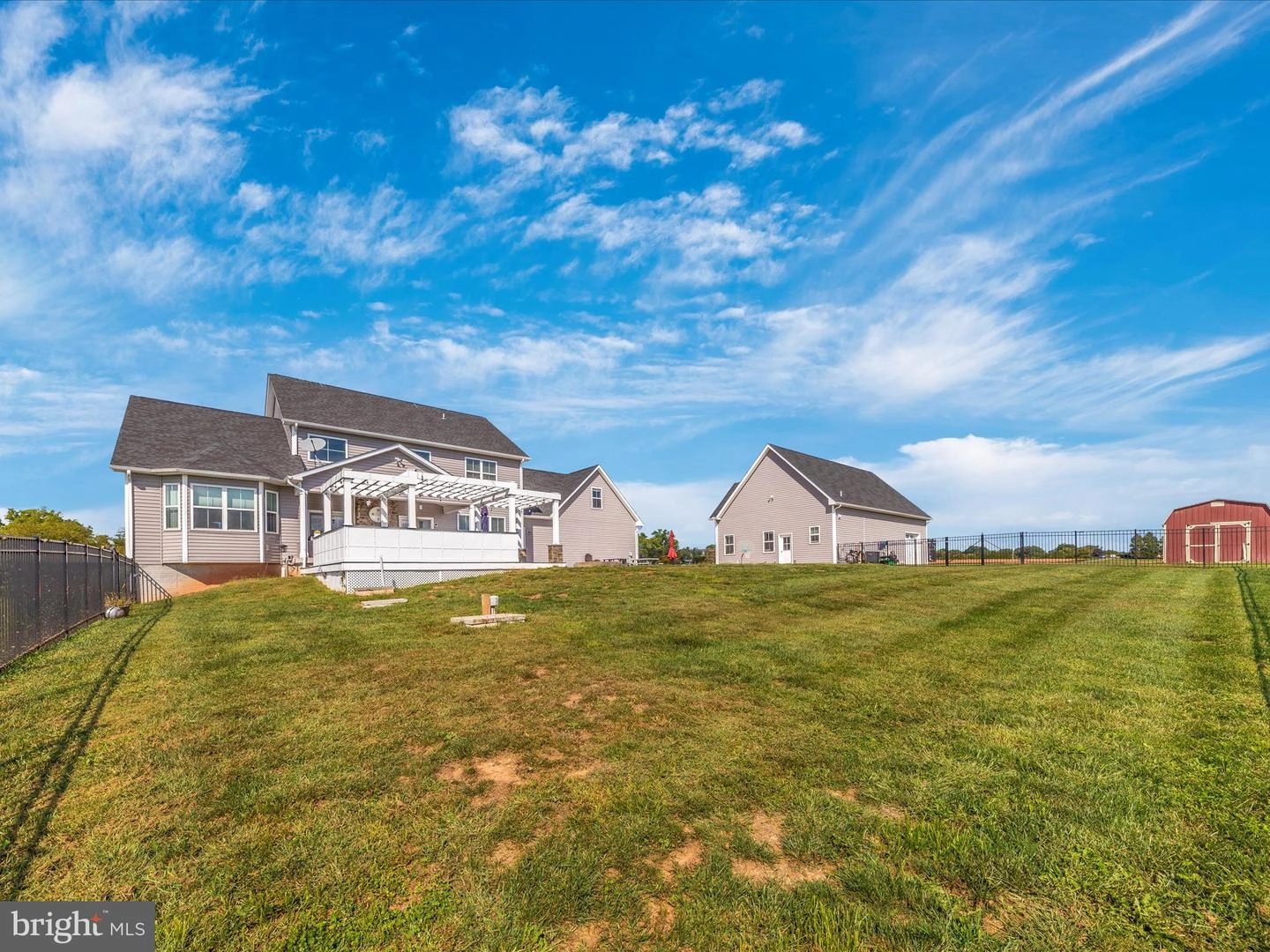 Exterior - 14671 Sugarland Rd, Poolesville, MD 20837 photo 13 of 16
