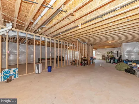 Entry Way - 14671 Sugarland Rd, Poolesville, MD 20837 photo 6 of 6