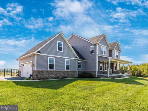 Exterior - 14671 Sugarland Rd, Poolesville, MD 20837 photo 16 of 16