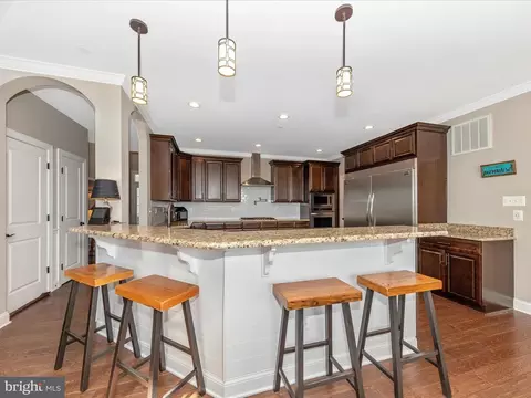 Kitchen - 14671 Sugarland Rd, Poolesville, MD 20837 photo 1 of 5