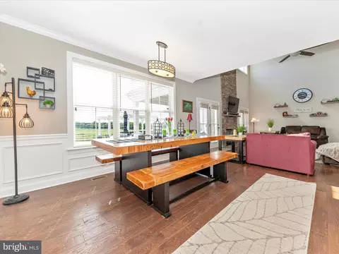 Dining - 14671 Sugarland Rd, Poolesville, MD 20837 photo 2 of 2