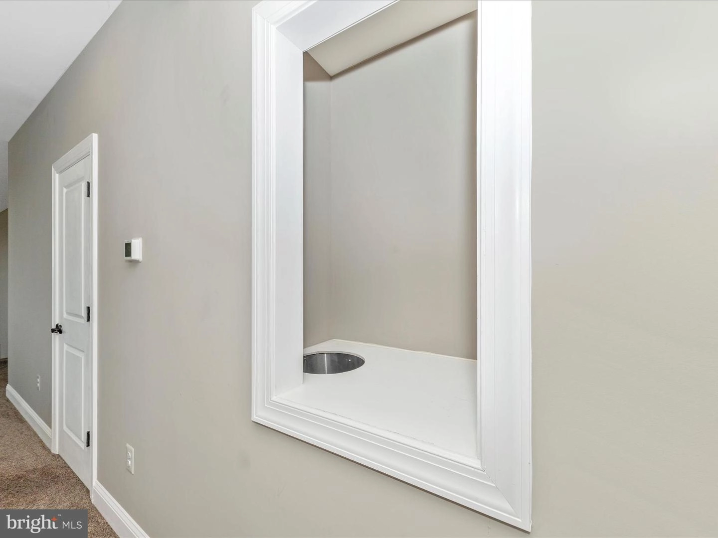 Entry Way - 14671 Sugarland Rd, Poolesville, MD 20837 photo 5 of 6