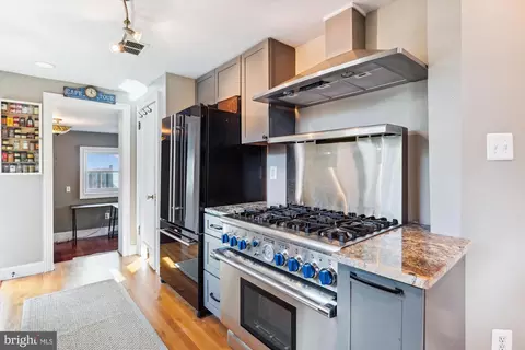 8114 Old Georgetown Rd, Bethesda, MD 20814