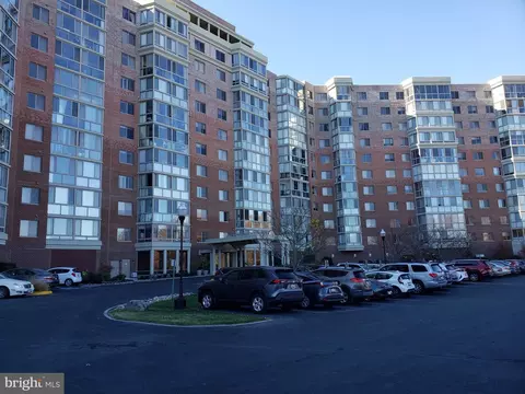 3100 N Leisure World Blvd #1002, Silver Spring, MD 20906