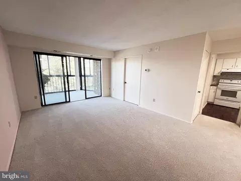 Living - 15107 Interlachen Dr #2-906, Silver Spring, MD 20906 photo 2 of 3