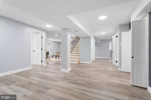 Entry Way - 9506 Biltmore Dr, Silver Spring, MD 20901 photo 8 of 8