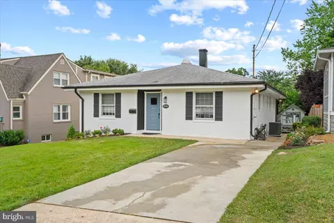 Exterior - 9506 Biltmore Dr, Silver Spring, MD 20901 photo 3 of 15