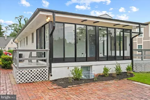 Exterior - 9506 Biltmore Dr, Silver Spring, MD 20901 photo 8 of 15