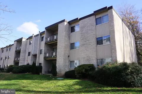 12209 Braxfield Ct #74, Rockville, MD 20852