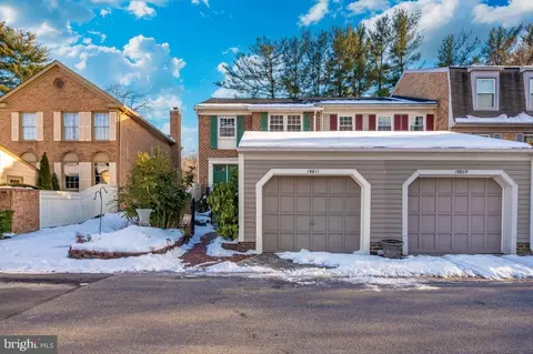 19811 Greenside Ter, Montgomery Village, MD 20886