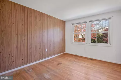 Bedroom - 14001 Beechvue Ln, Silver Spring, MD 20906 photo 4 of 4