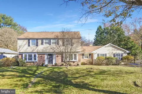 14001 Beechvue Ln, Silver Spring, MD 20906