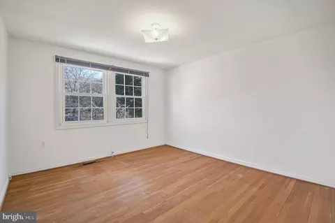 Bedroom - 14001 Beechvue Ln, Silver Spring, MD 20906 photo 3 of 4