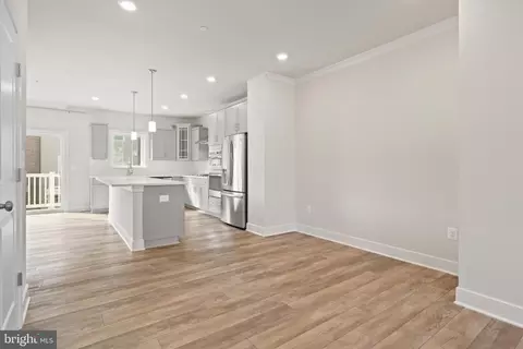 140 Bleeker Pl, Gaithersburg, MD 20878 photo 13