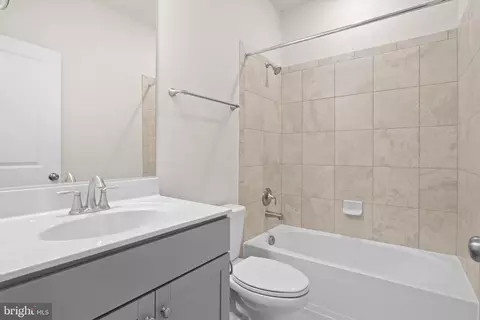 140 Bleeker Pl, Gaithersburg, MD 20878 photo 26