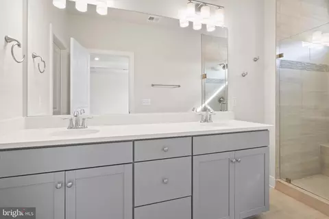 140 Bleeker Pl, Gaithersburg, MD 20878 photo 24