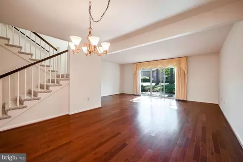 3542 Chiswick Ct #38-K, Silver Spring, MD 20906 photo 3