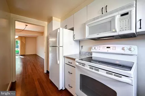 3542 Chiswick Ct #38-K, Silver Spring, MD 20906 photo 8