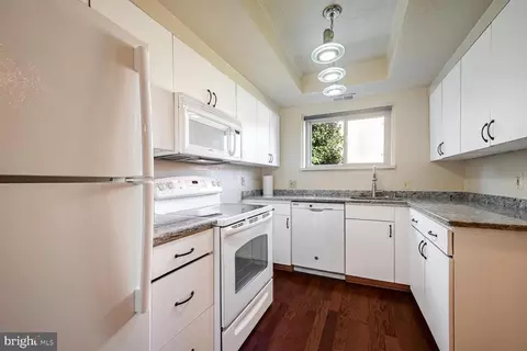 3542 Chiswick Ct #38-K, Silver Spring, MD 20906 photo 7