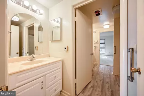 3542 Chiswick Ct #38-K, Silver Spring, MD 20906 photo 18