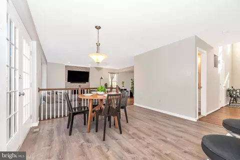 Dining - 143 Amberleigh Dr, Silver Spring, MD 20905 photo 4 of 4