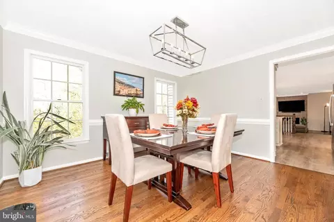 Dining - 143 Amberleigh Dr, Silver Spring, MD 20905 photo 3 of 4