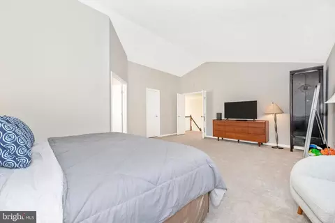 Bedroom - 143 Amberleigh Dr, Silver Spring, MD 20905 photo 2 of 5