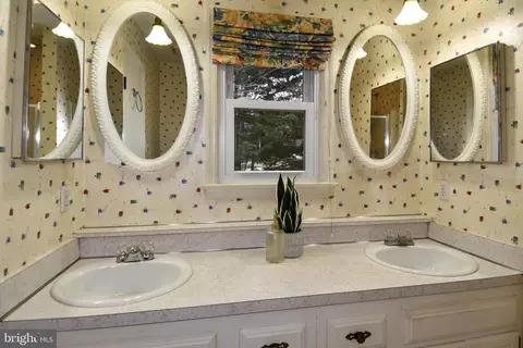 5 Montford Ct, Silver Spring, MD 20905 photo 32